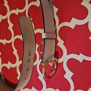 Gucci belt. Please read. Pre-owned